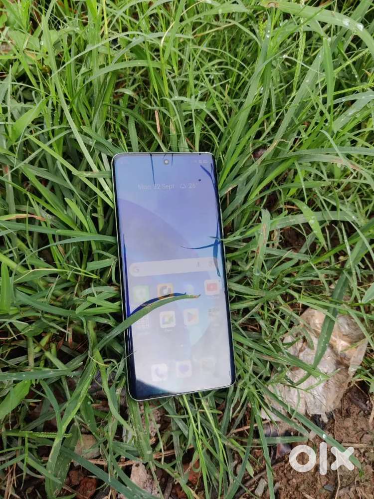 Realme 11 pro 5g 12/256 discription padh kar aana