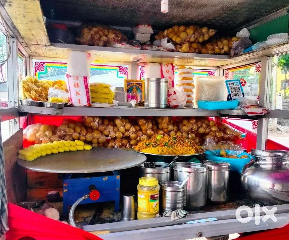 Pani Puri cook