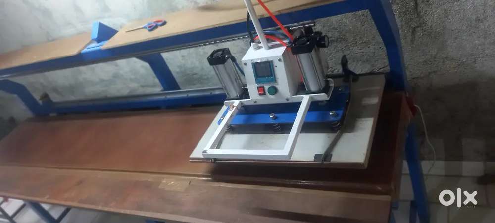 Hot Fix masin 2 thi 3 મહિના વાપરેલ