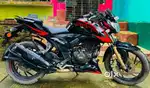 Apache RTR 200 4V