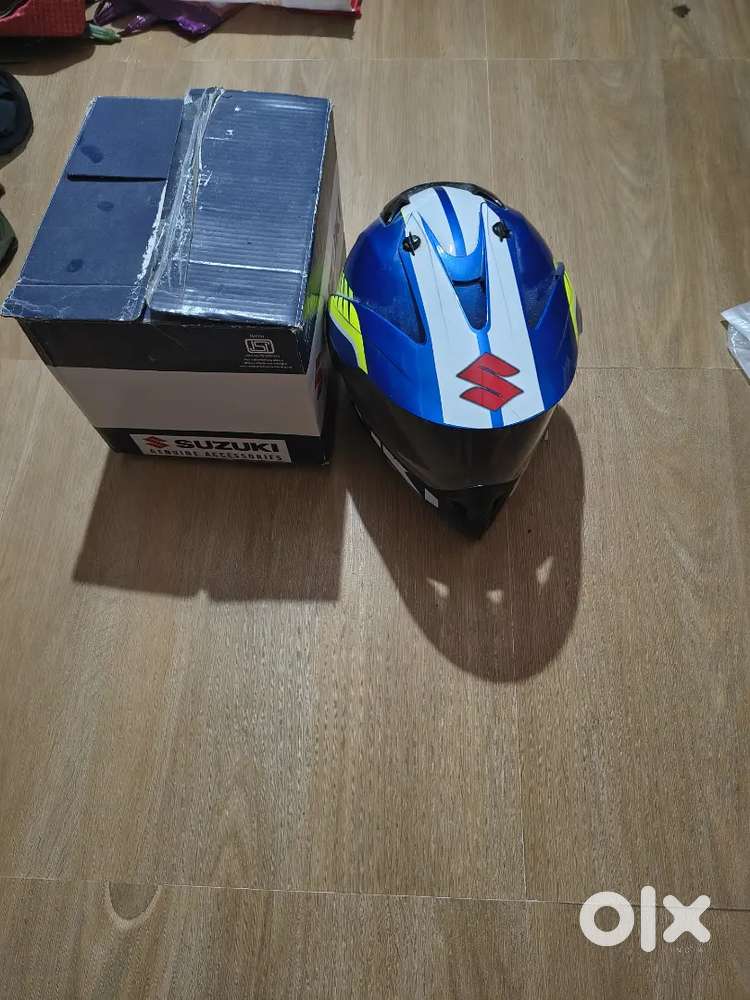 Suzuki racing helmet