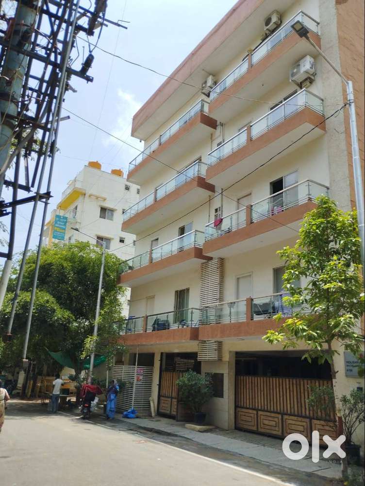 Building for rent Bellandur corporate guest house / hotel