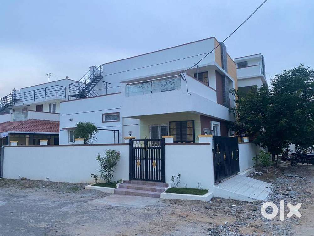 Independent 4 BHK Duplex House