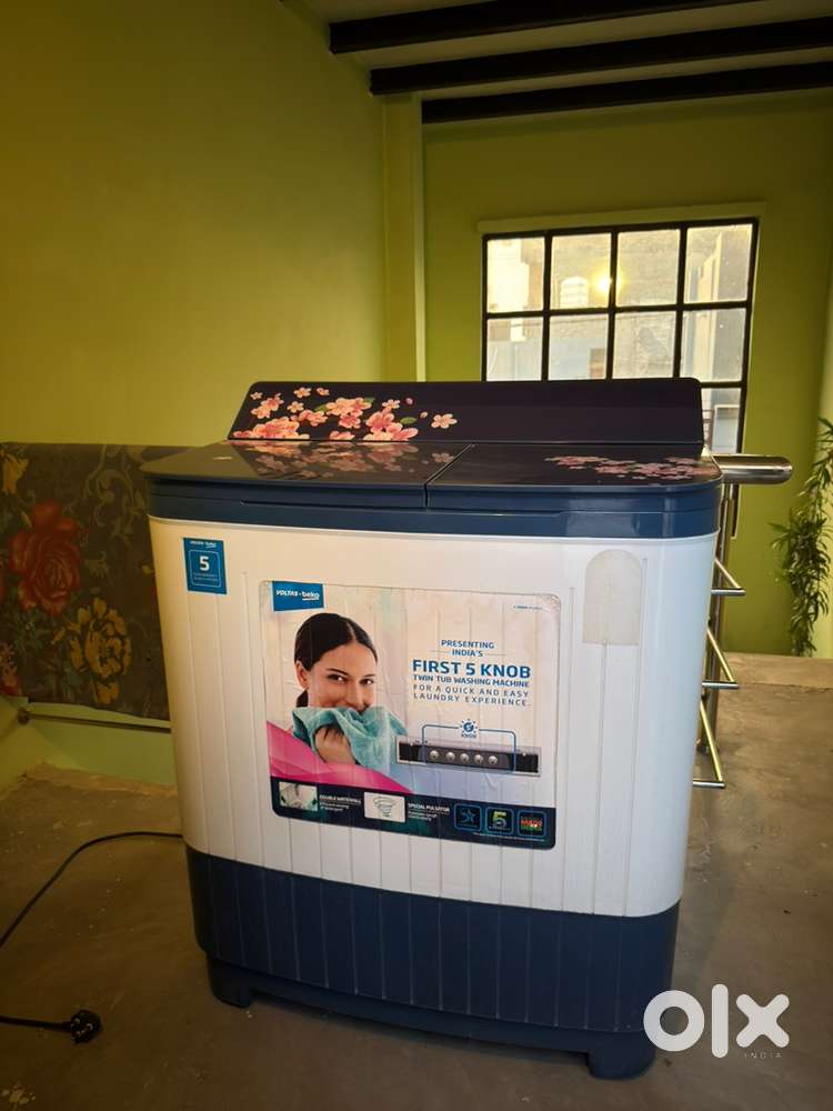 Voltas beko 8kg semi autometic under warranty 1 year old