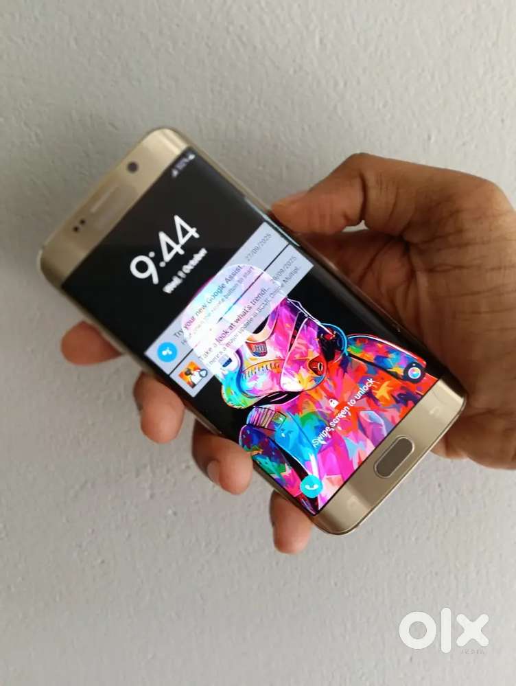 Samsung s6 edge gold demo piece