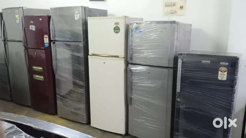 Refrigerator and washing machine