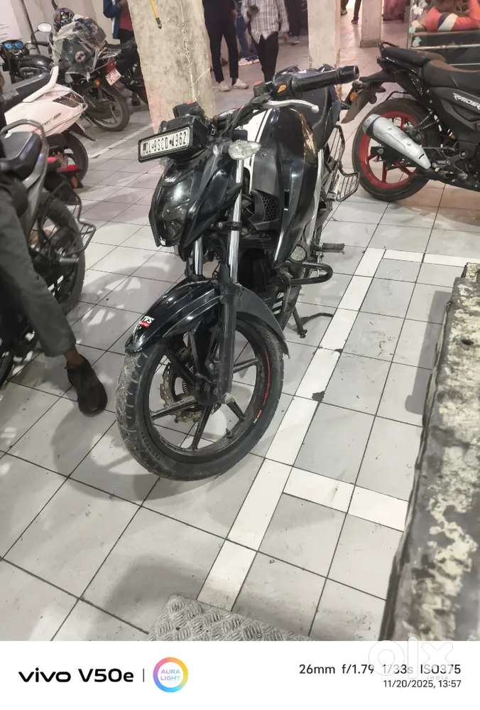 160 appachi 4v double dish black colour good condition