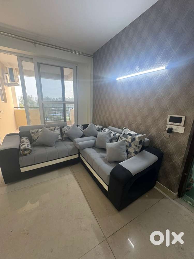 3+1 BHK Semi Furnished Owner Free Flat For Rent Green Lotus Saksham