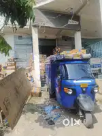 Sports line's ka garments aata h uska transport hota hai