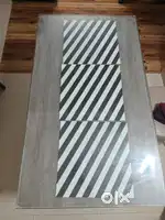 Dining table with Glass top