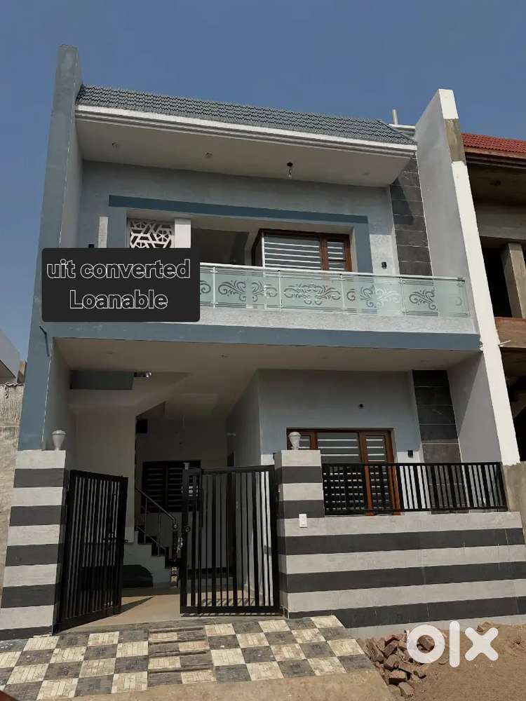 पूर्व दिशा का मकान बिकाऊ 100 फिट रोड के नजदीक यूआईटी कन्वर्टेड