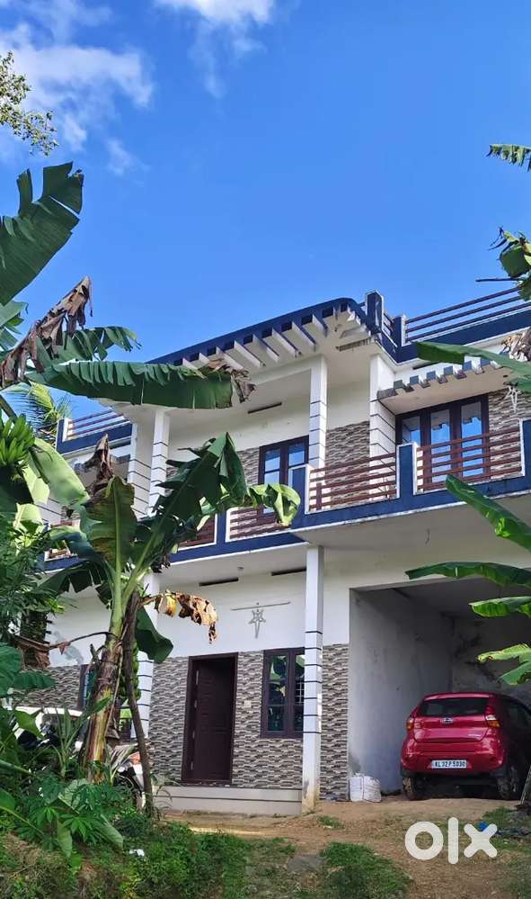 Property Details 

16 Cent 
1600 sqft House