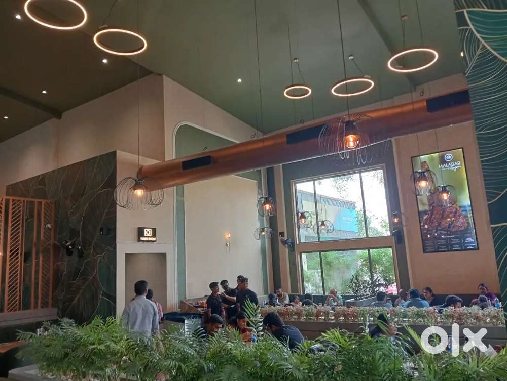 MUlTI COUSINE FAMILY RESTAURANT