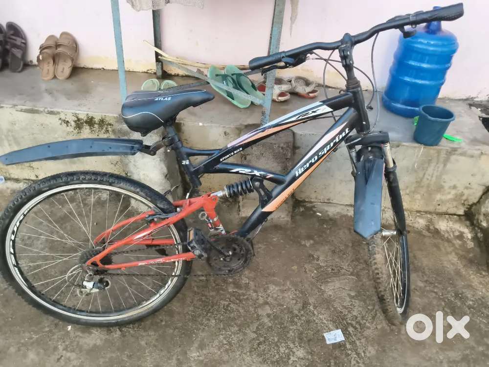 Hero sprint sports bicycle with 18 gear and soccer