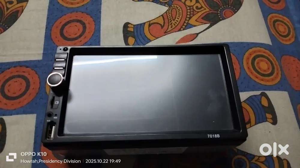 Car music system Bluetooth