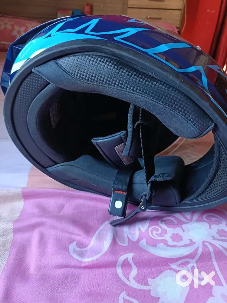 Seling my new helmet smk