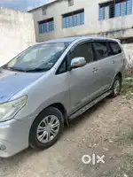 Toyota Innova v version