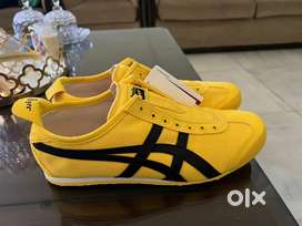 Tiger onitsuka shoes ( SiZe US 10 )