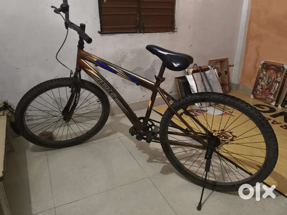 Urgent selling only 2499 rupees excellent condition full working