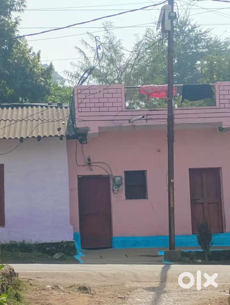 Argently saling house