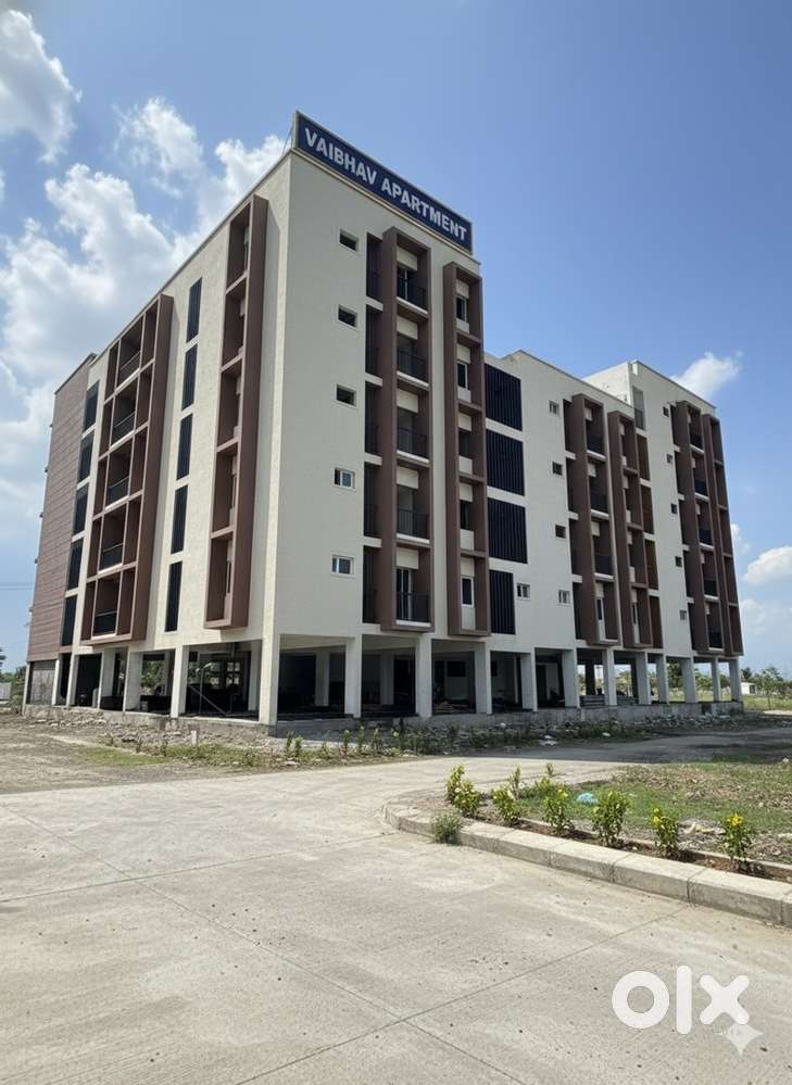 Thudiyalur Road Saravanampatti Apartment for sale