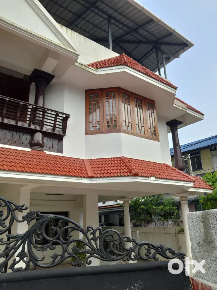 2 BHK FURNISHED GROUND FLOOR HOUSE FAMILY PALARIVATTOM SAMSKARA JN