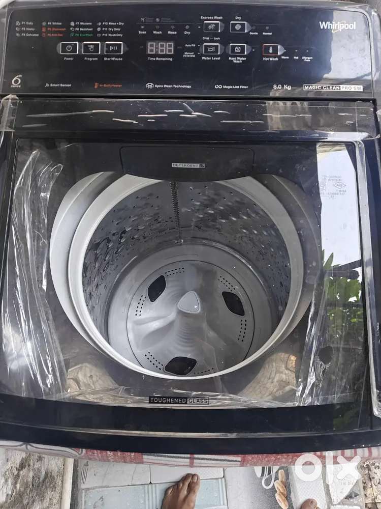 TOP LOAD 8KG WHIRLPOOL WASHING MACHINE 1 month old