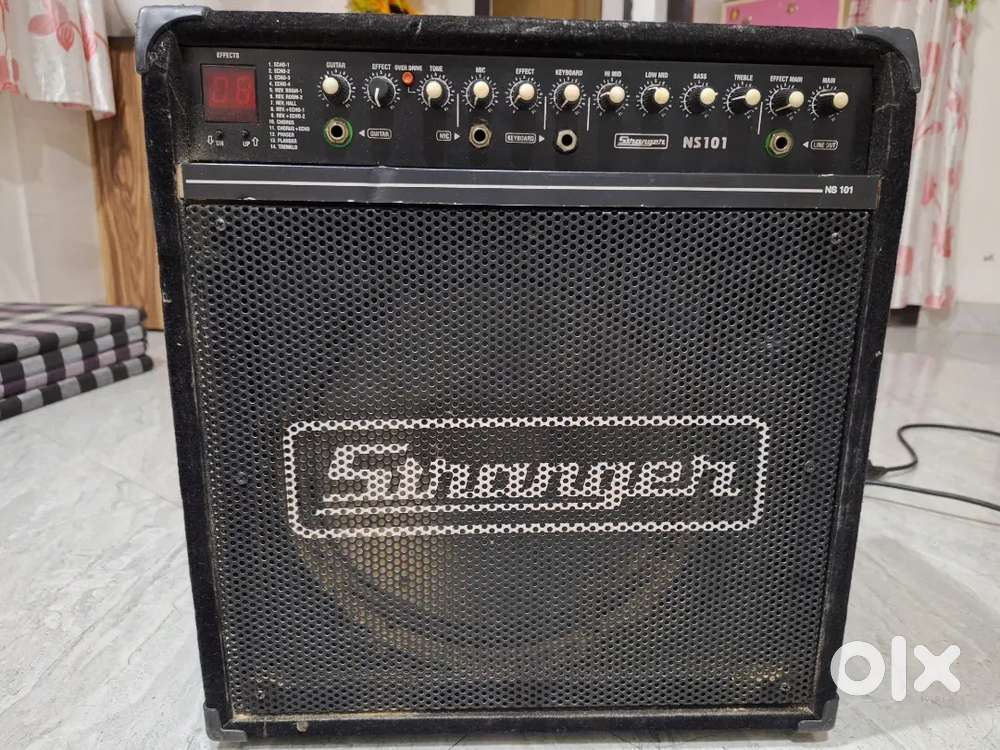 Amplifier Sound box 101 watt Stranger Active Box Exellent condition