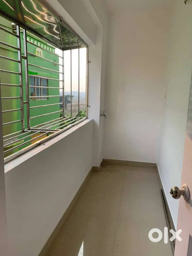 1 bhk flat and 2 bhk ready to move for sale