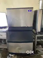 MANITOWOC Ice Cube Making machine for commercial restaurent