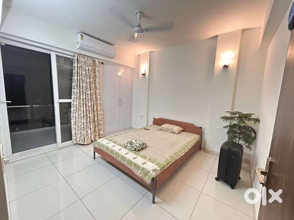 3bhk flat for rent 30k fully furnished near Ashley Hall Rajpur Road