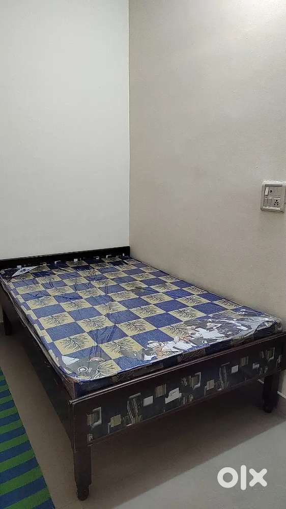 Bed with mattress 4*6