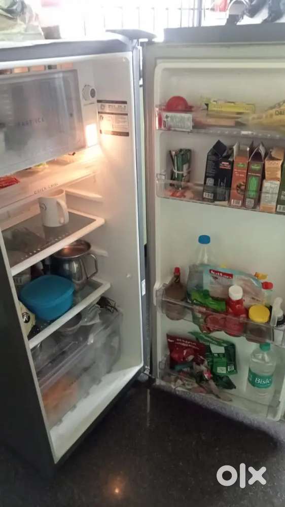 Refrigerator 190L Whirlpool