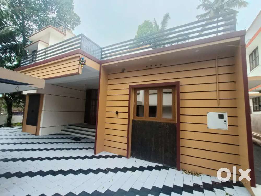 Newly built 2 BHK house for rent near Karamana