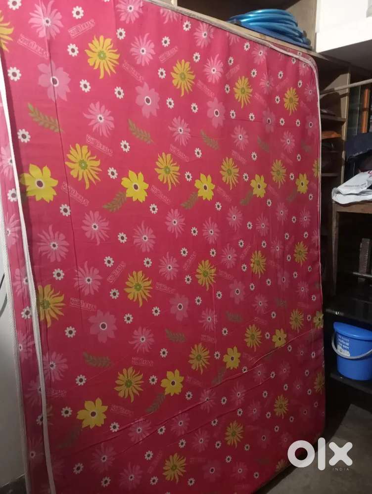 Mattress one year old good condition