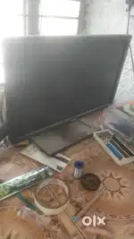 Dell monitor hd in working condition 20 inch,vga support