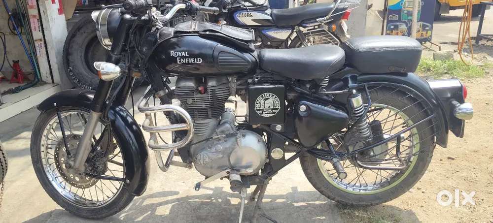 Classic 350 black