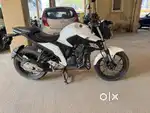 Urgent Sale Regularly serviced 250cc Yamaha FZ25