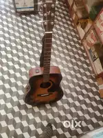 Guitar Yamaha semi electric fx280
