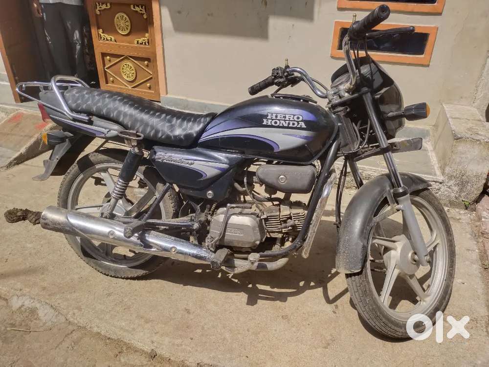 Gadi bechna hai achi condition me