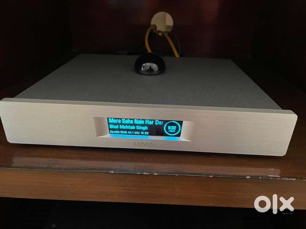 LUMiN Streamer D2 Brand New Streaner Silver