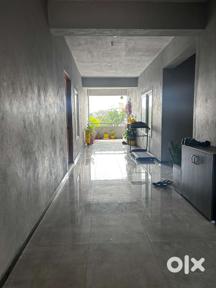 A new 3 bhk flat ready to move