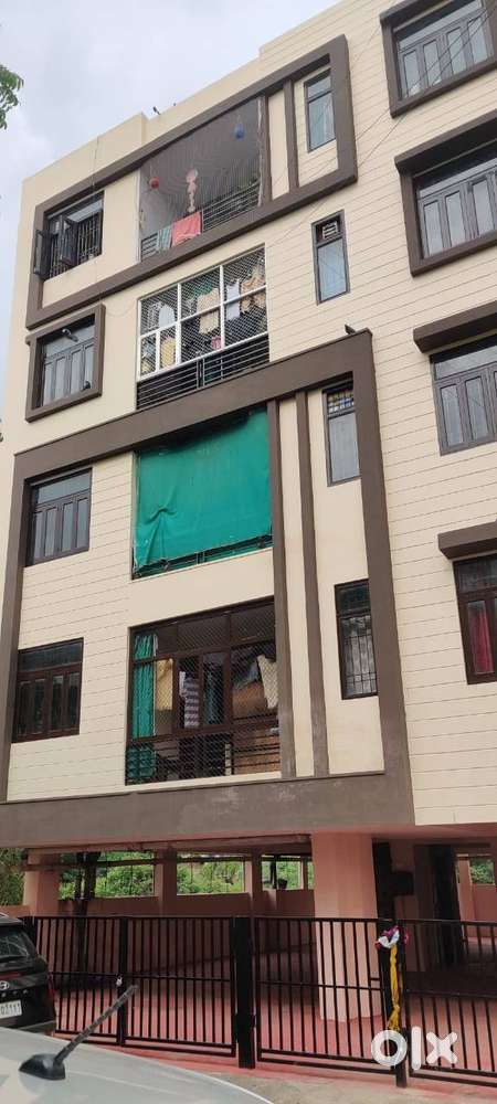 VERY GOOD CONDITION OF FLAT
