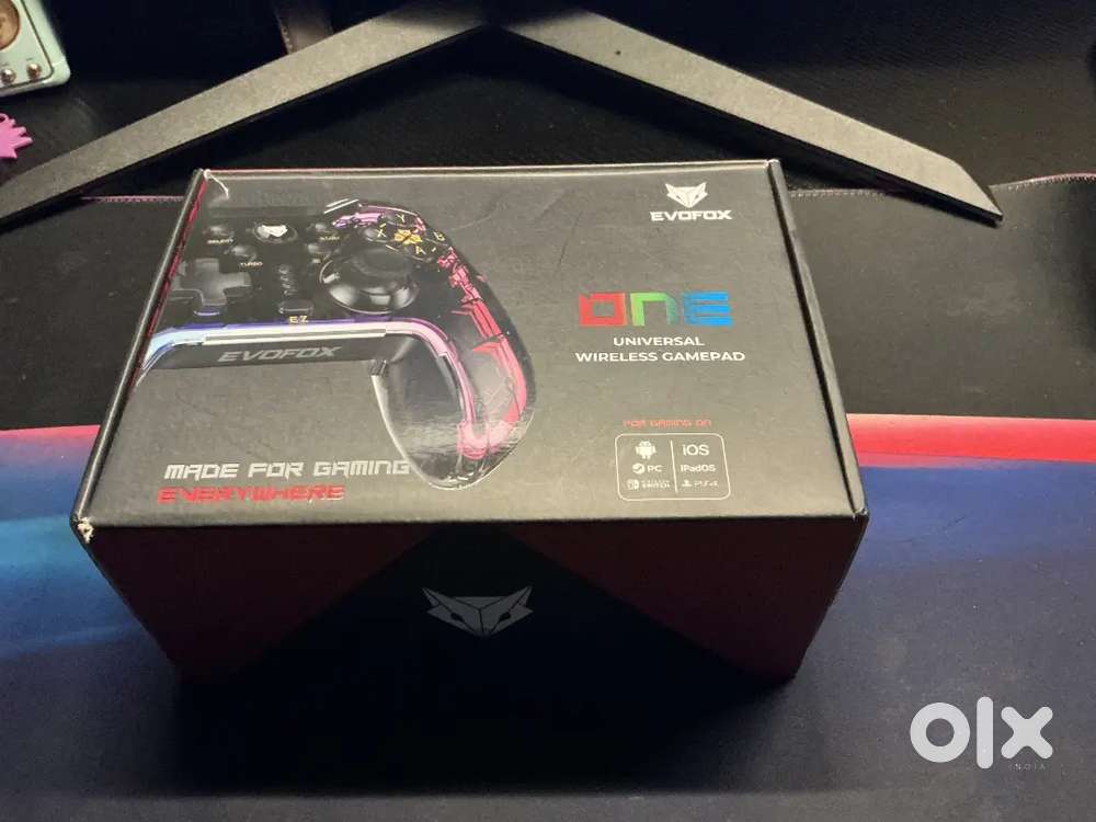 Evofox One Universal Wireless Controller