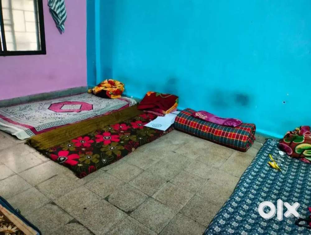 2 roommates पाहीजेत (मुले)