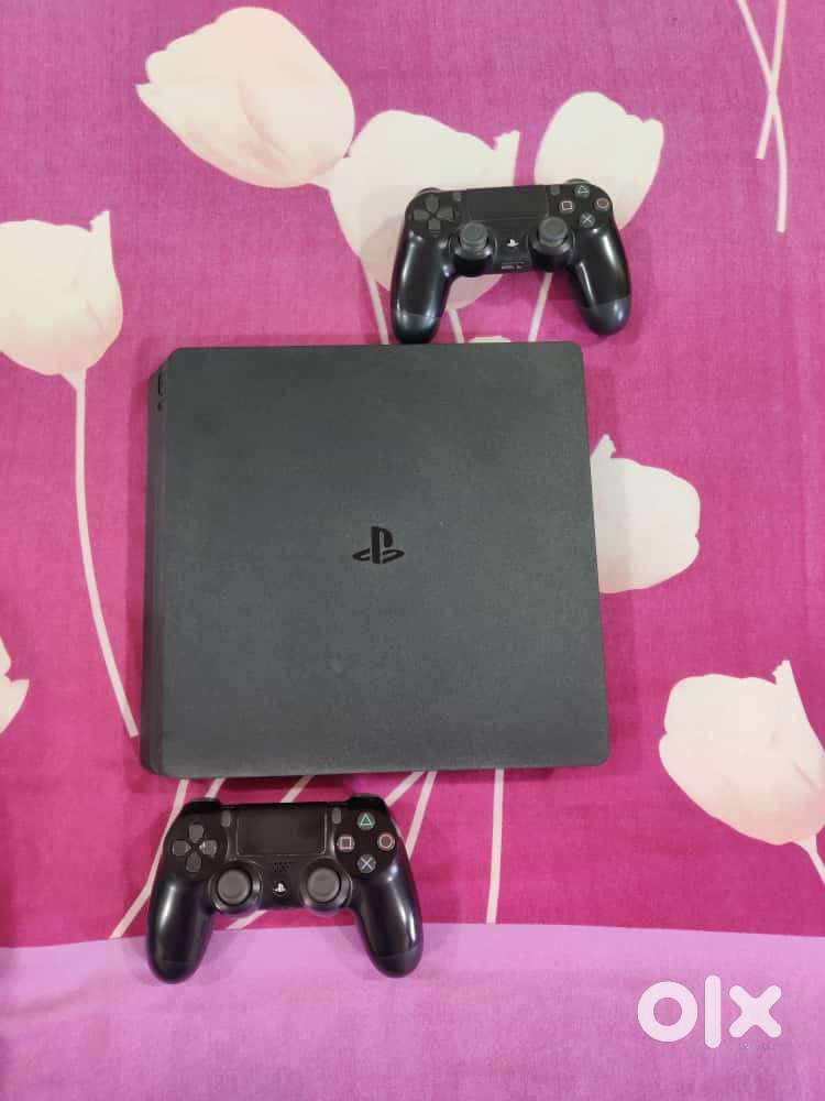 PS4 (Play station 4) 1 TB
