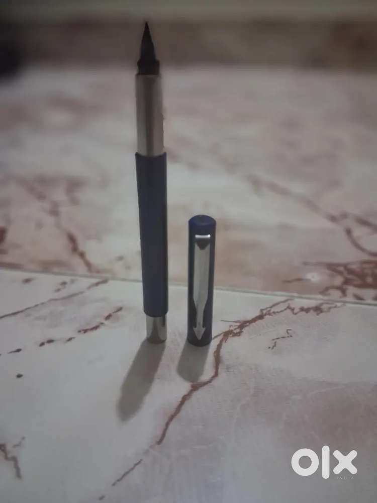 Parker vector standard refillable royal fountain pen