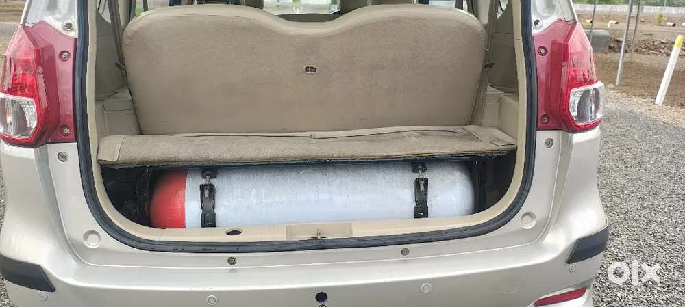 Maruti Suzuki Ertiga petrol plus CNG company fited