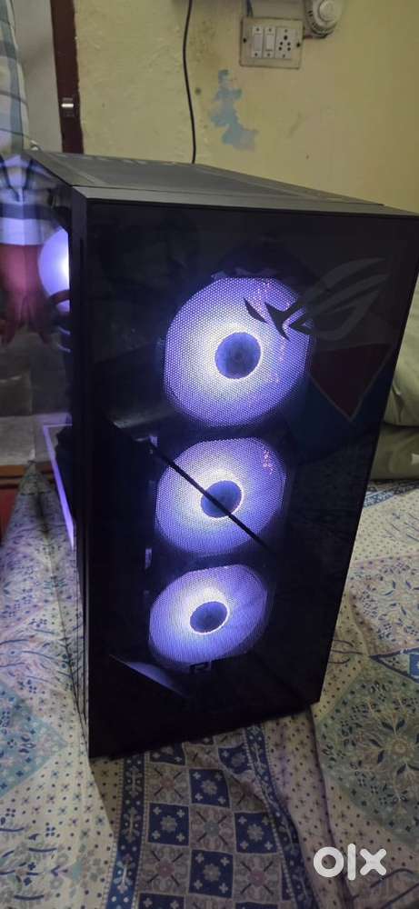 ASUS G700,Intel Core Ultra 9,Gaming Tower