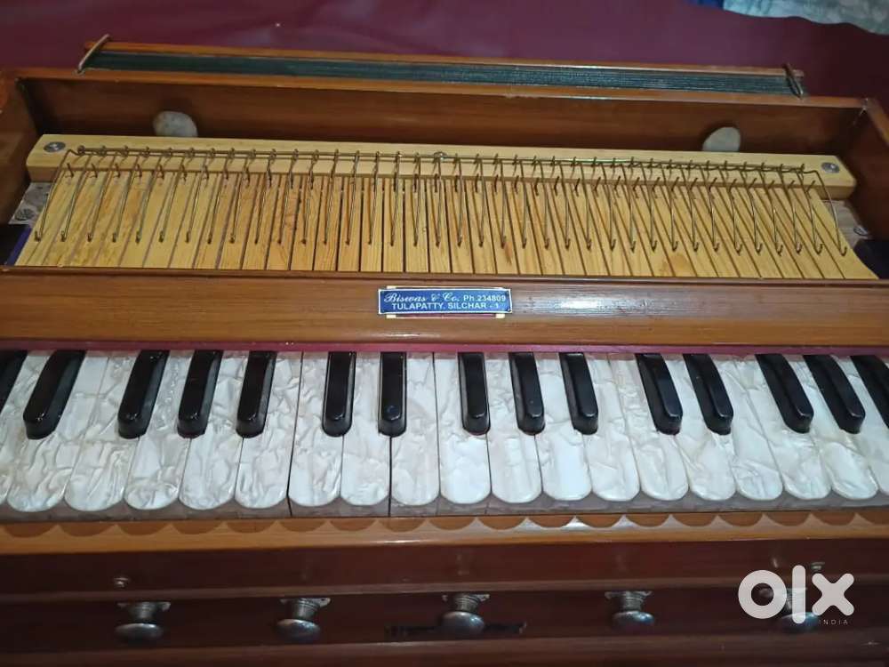 Selling my HARMONY at a lowest price